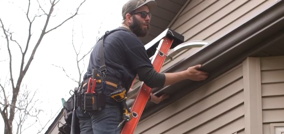 Solution Seamless Gutters